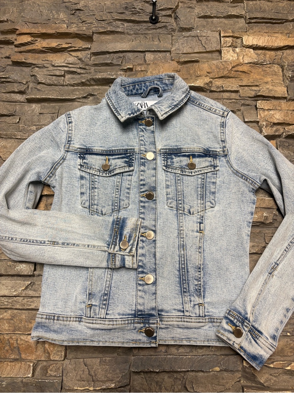 ZARA Women's Light Wash Distressed Denim Jacket Womens Size S Trucker Moto Retro